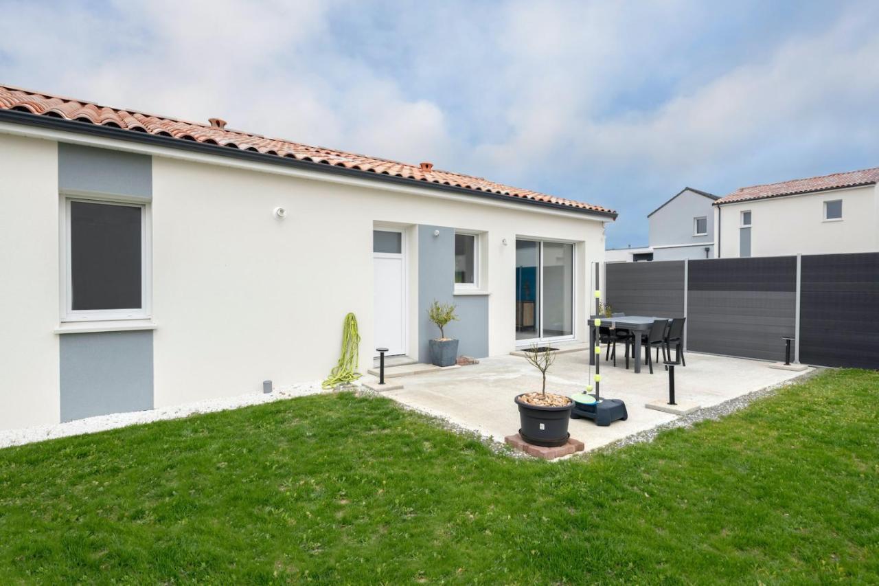 Maison Moderne Pour 7 Personnes A Saint-Michel-Chef-Chef Exterior foto