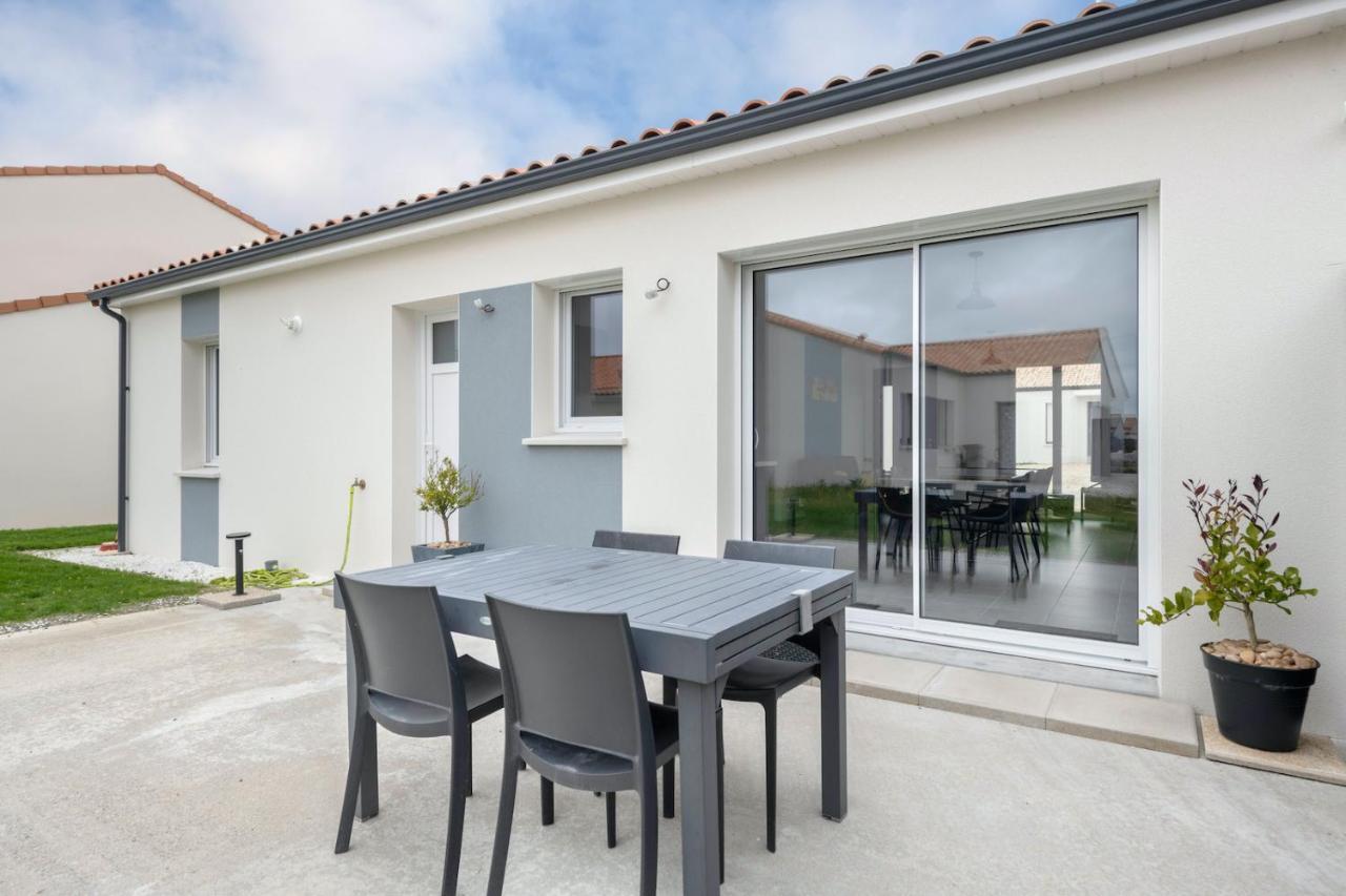 Maison Moderne Pour 7 Personnes A Saint-Michel-Chef-Chef Exterior foto